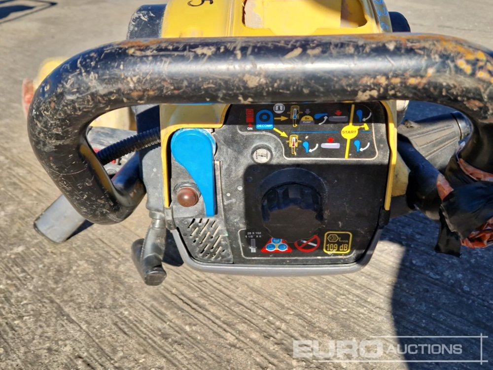 Construcción de carreteras Wacker Neuson Petrol Hand Held Breaker, 110Volt Poker Drive Unit (2 of): foto 13