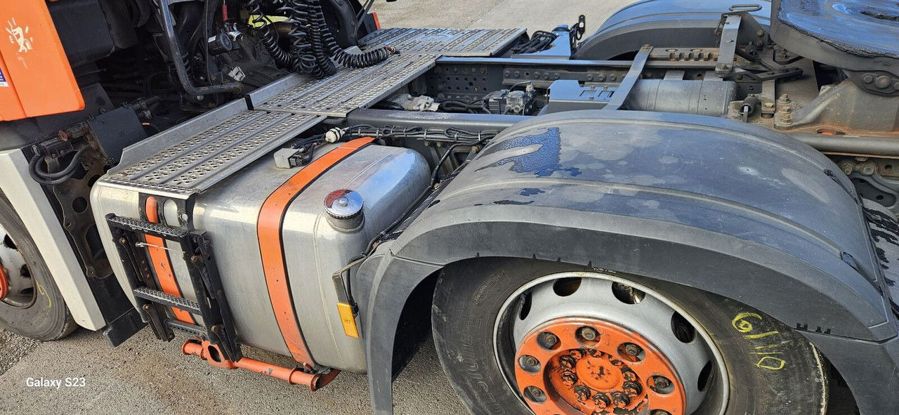 Mercedes-Benz Actros 2548 - Cabeza tractora: foto 3 Mercedes-Benz Actros 2548 - Cabeza tractora: foto 3