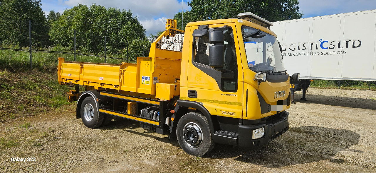 Iveco EuroCargo 75 - Volquete camión: foto 5 Iveco EuroCargo 75 - Volquete camión: foto 5