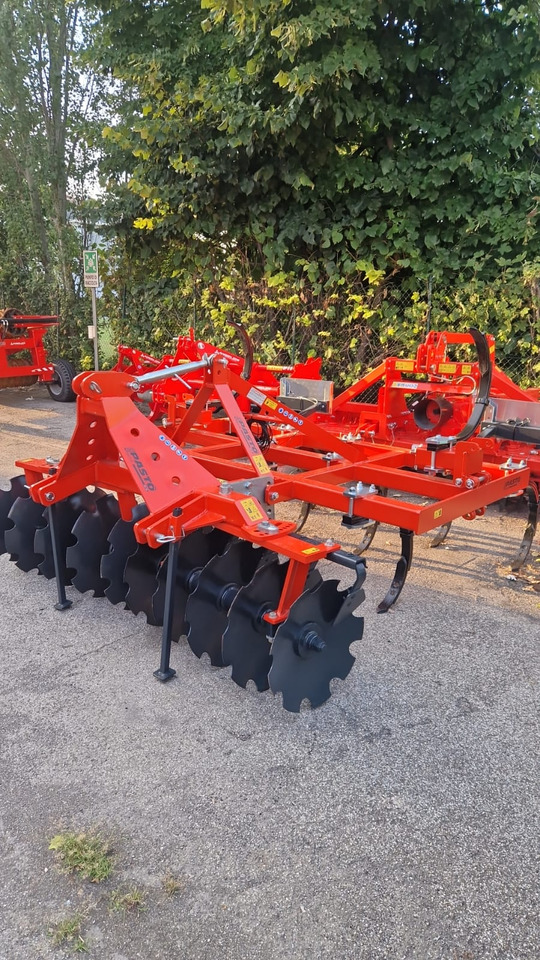 Dischiera e coltivatore chisel nuovo Pastò - Rastras: foto 3 Dischiera e coltivatore chisel nuovo Pastò - Rastras: foto 3