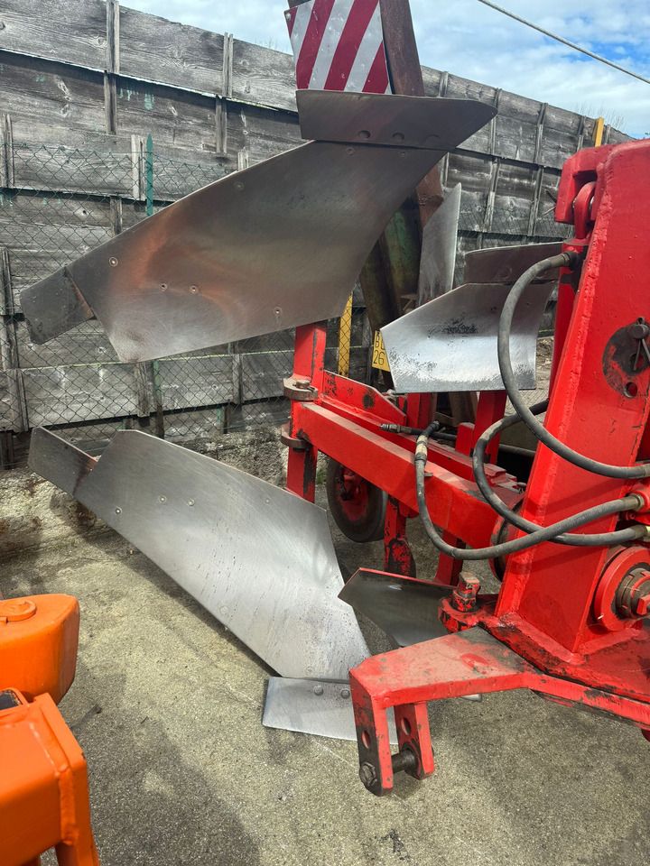 Greco Ilio monovomere aratro usato - Arado: foto 2 Greco Ilio monovomere aratro usato - Arado: foto 2