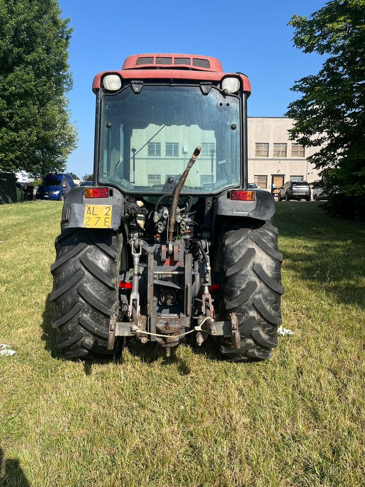 Trattore usato New Holland TNF90 - Tractor: foto 3 Trattore usato New Holland TNF90 - Tractor: foto 3