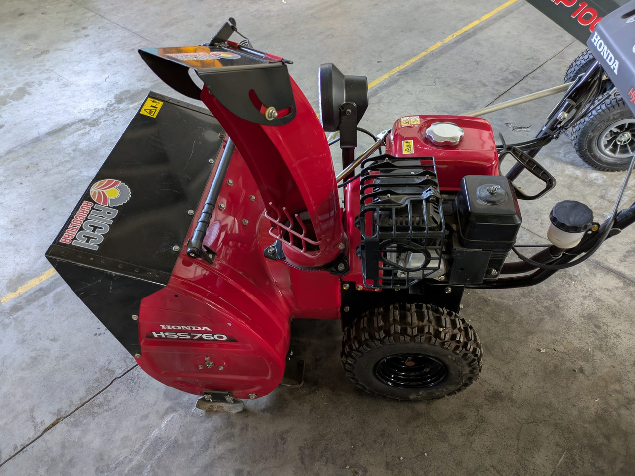 Turbina spazzaneve usata Honda HSS 760 - Maquinaria de jardinería: foto 1 Turbina spazzaneve usata Honda HSS 760 - Maquinaria de jardinería: foto 1