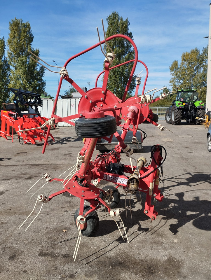 Voltafieno usato Sip 400 idraulico - Henificadora: foto 3 Voltafieno usato Sip 400 idraulico - Henificadora: foto 3