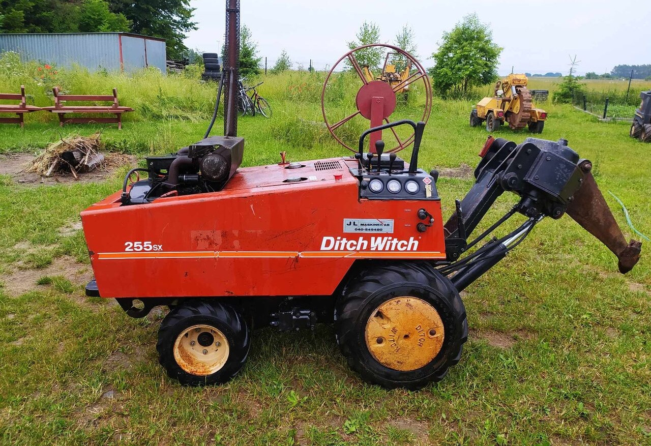 Ditch-Witch 255 SX - Zanjadora: foto 1 Ditch-Witch 255 SX - Zanjadora: foto 1