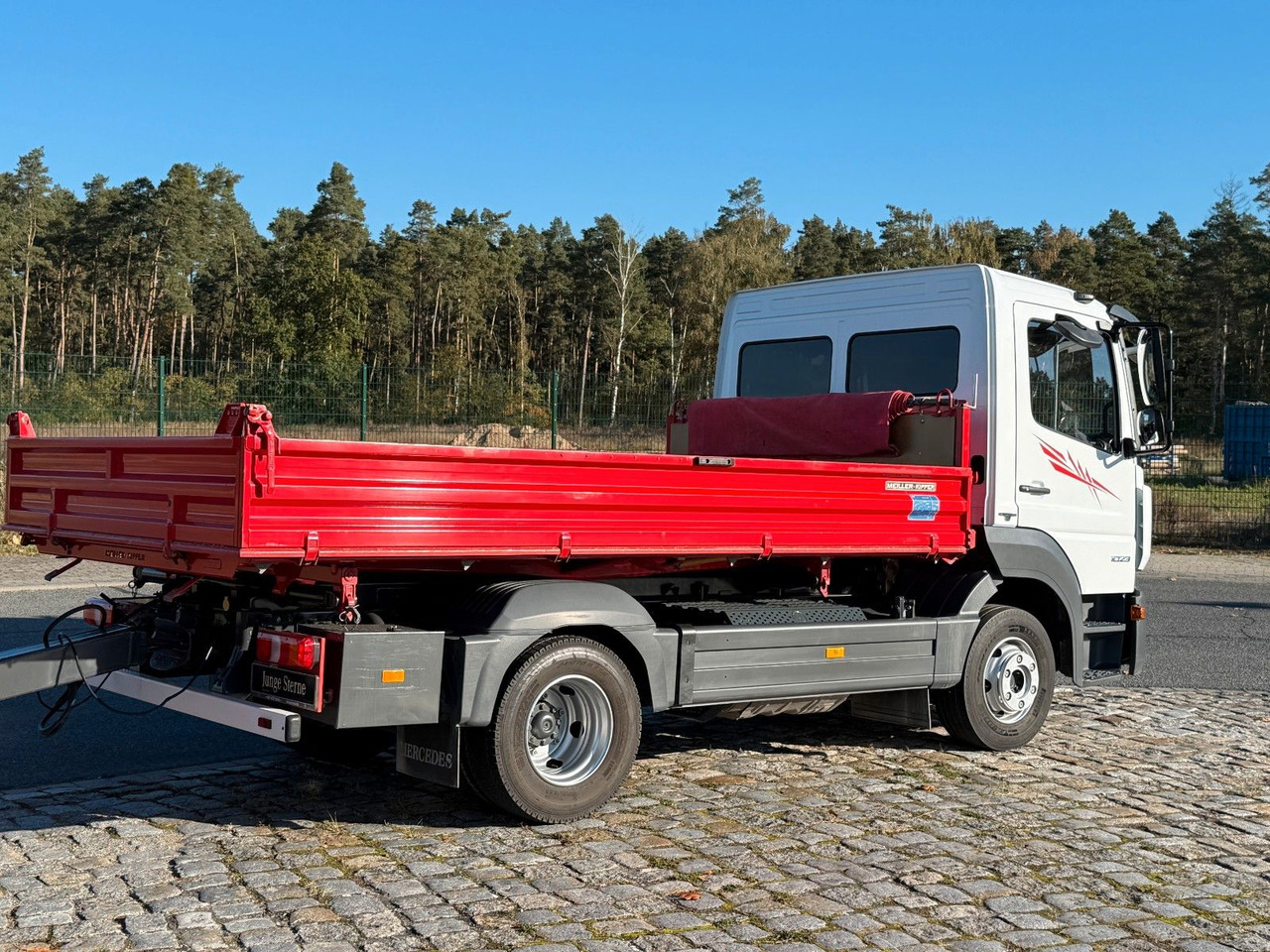 Mercedes-Benz Atego 1023 + Anhänger Dreiseitenkipper - Volquete camión: foto 5 Mercedes-Benz Atego 1023 + Anhänger Dreiseitenkipper - Volquete camión: foto 5
