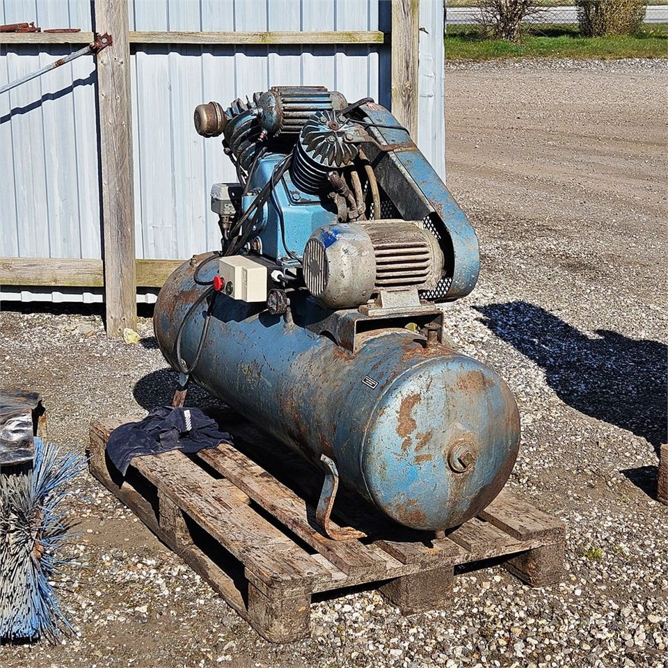 ABC 100l L-2 - Compresor de aire: foto 1 ABC 100l L-2 - Compresor de aire: foto 1