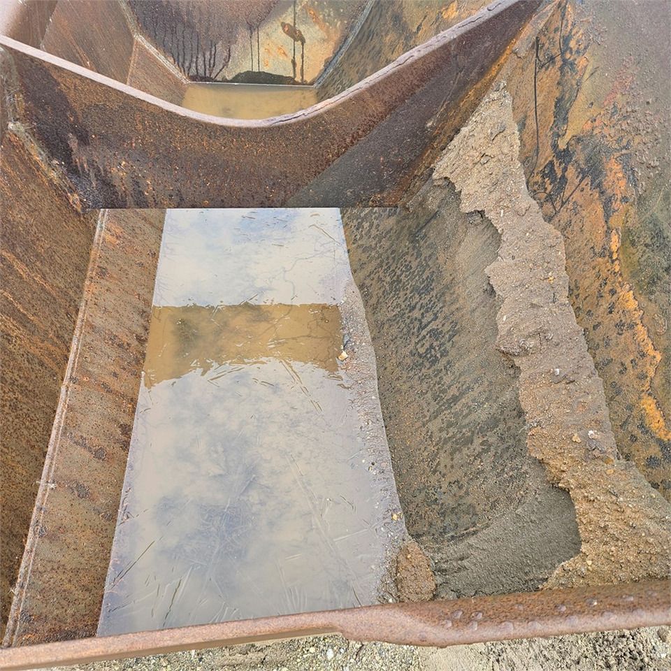 ABC 4,5m3 - Cazo para excavadora: foto 4 ABC 4,5m3 - Cazo para excavadora: foto 4