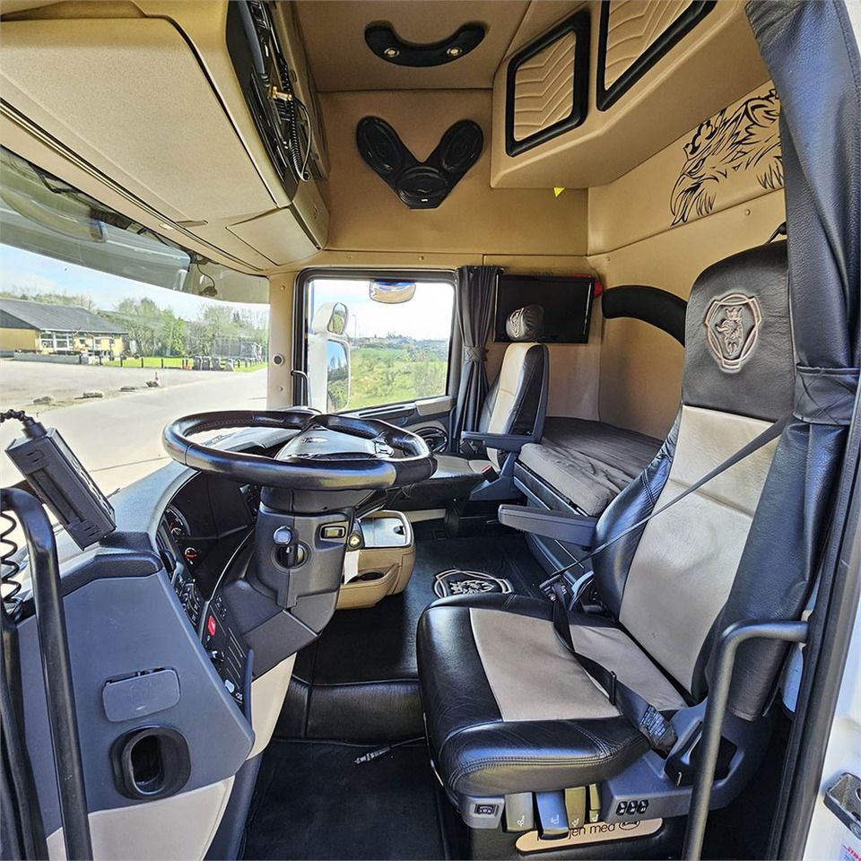 Cabeza tractora Scania R 560 LA6X2 4MNB: foto 11