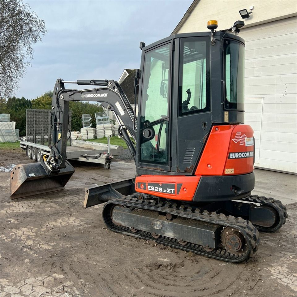 Eurocomach ES28.2ZT - Miniexcavadora: foto 1 Eurocomach ES28.2ZT - Miniexcavadora: foto 1