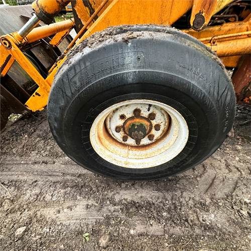 Cargadora de ruedas Ford 550: foto 32