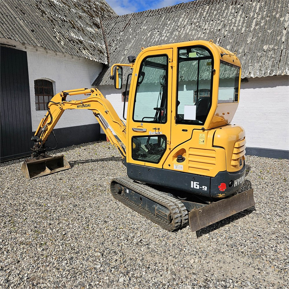 Hyundai Robex 16-9 - Miniexcavadora: foto 3 Hyundai Robex 16-9 - Miniexcavadora: foto 3