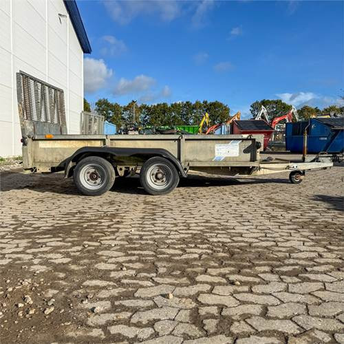 Ifor Williams 6 - Remolque de coche: foto 1 Ifor Williams 6 - Remolque de coche: foto 1