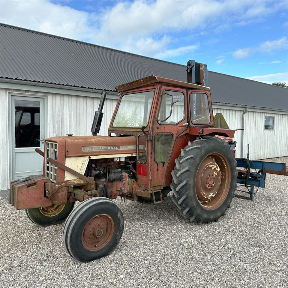 International IH 474 - Tractor: foto 3 International IH 474 - Tractor: foto 3