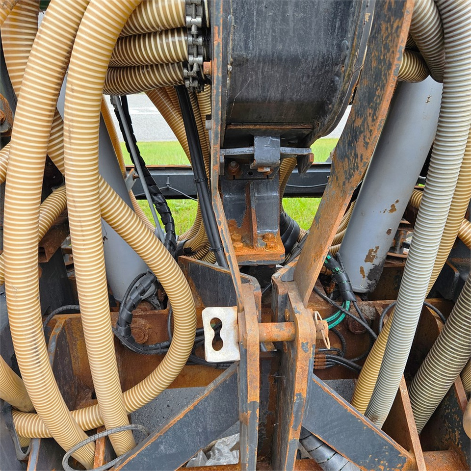 Intertech 7,5m - Maquinaria para fertilización: foto 5 Intertech 7,5m - Maquinaria para fertilización: foto 5