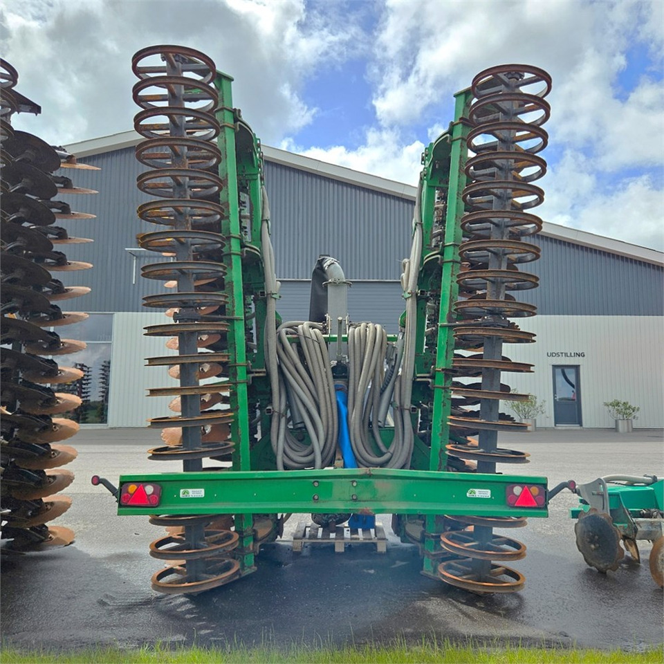 Intertech 7 m - Maquinaria para fertilización: foto 1 Intertech 7 m - Maquinaria para fertilización: foto 1