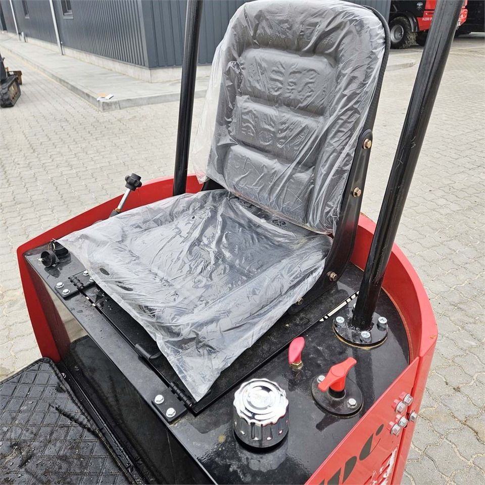 JPC HT12 - Miniexcavadora: foto 5 JPC HT12 - Miniexcavadora: foto 5