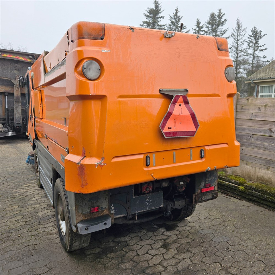 Johnston Sweepers CX400 - Barredora vial: foto 4 Johnston Sweepers CX400 - Barredora vial: foto 4