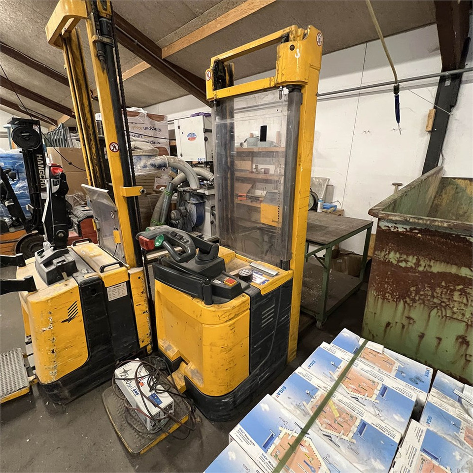 Jungheinrich ERC 214 - Transpaleta: foto 4 Jungheinrich ERC 214 - Transpaleta: foto 4