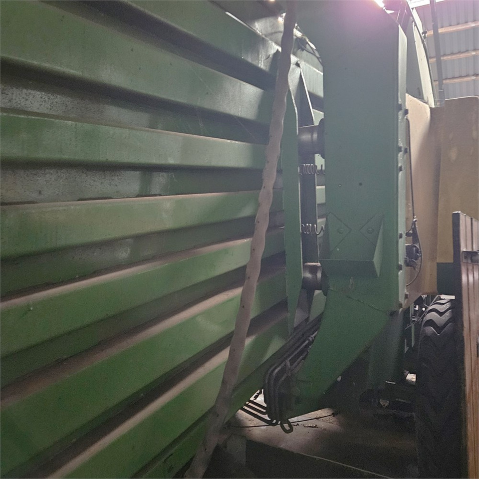 Maquinaria de henificación Krone Big Pack 12130: foto 11