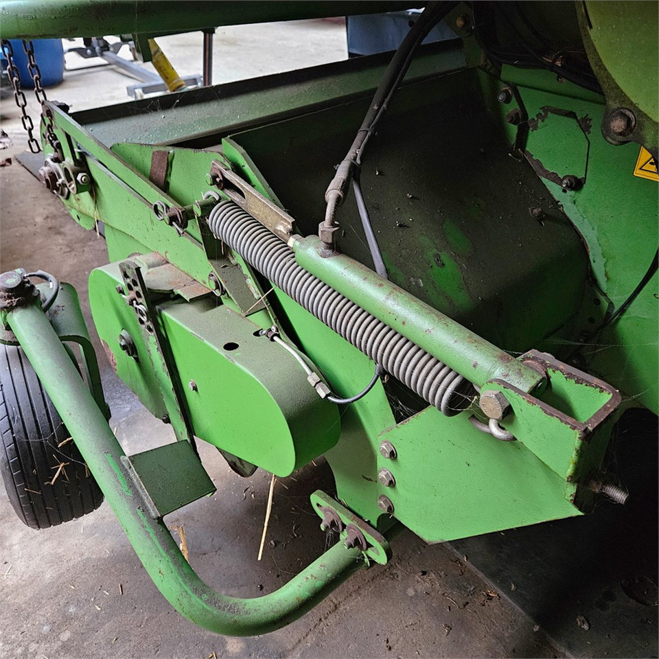 Maquinaria de henificación Krone Big Pack 12130: foto 20