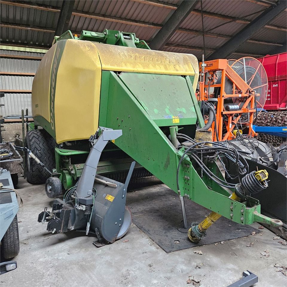 Krone Big Pack 12130 - Maquinaria de henificación: foto 2 Krone Big Pack 12130 - Maquinaria de henificación: foto 2