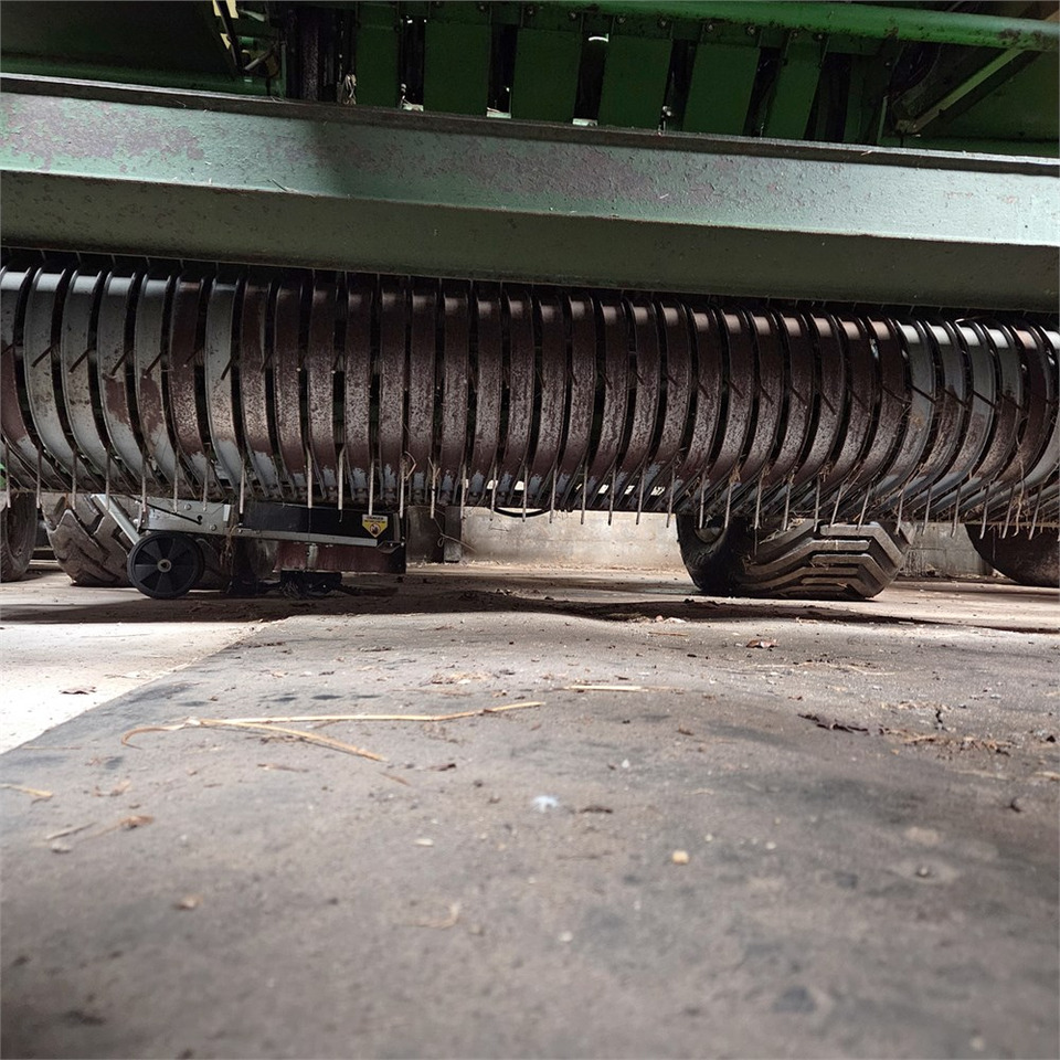 Maquinaria de henificación Krone Big Pack 12130: foto 41