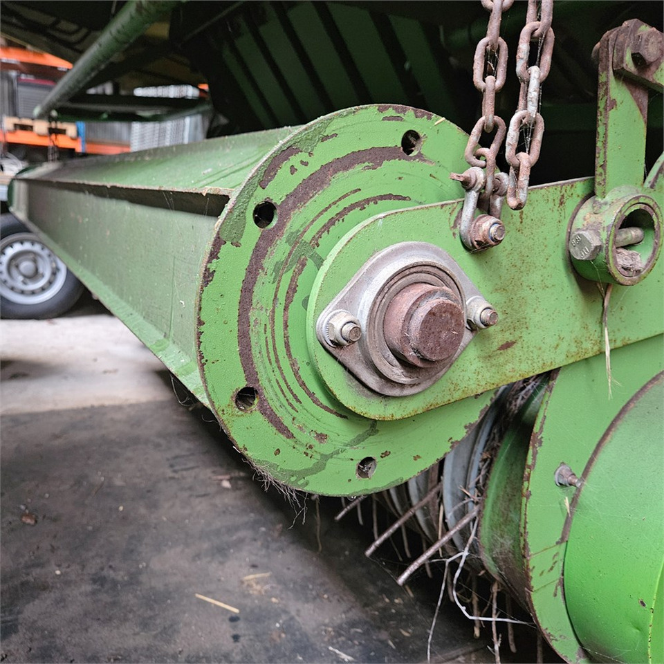 Maquinaria de henificación Krone Big Pack 12130: foto 21