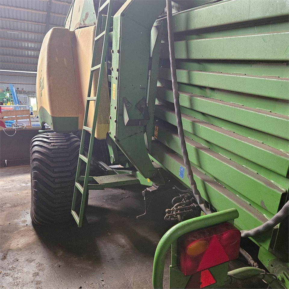 Maquinaria de henificación Krone Big Pack 12130: foto 7