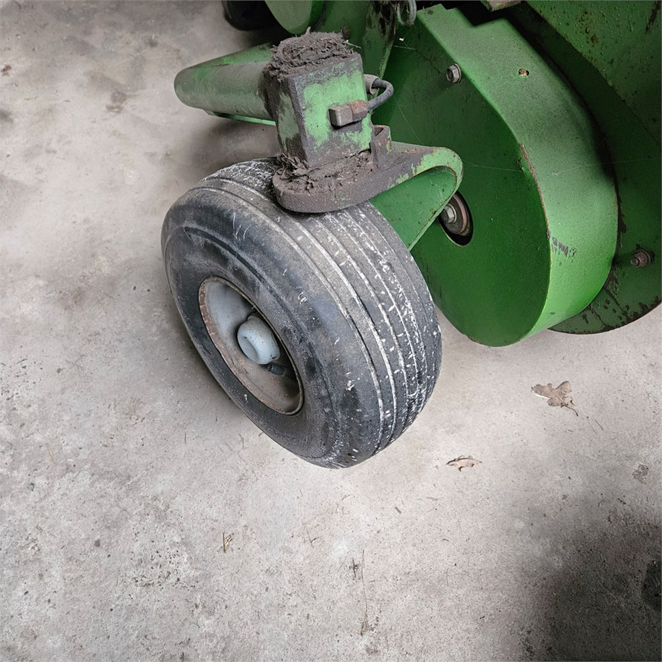 Maquinaria de henificación Krone Big Pack 12130: foto 31