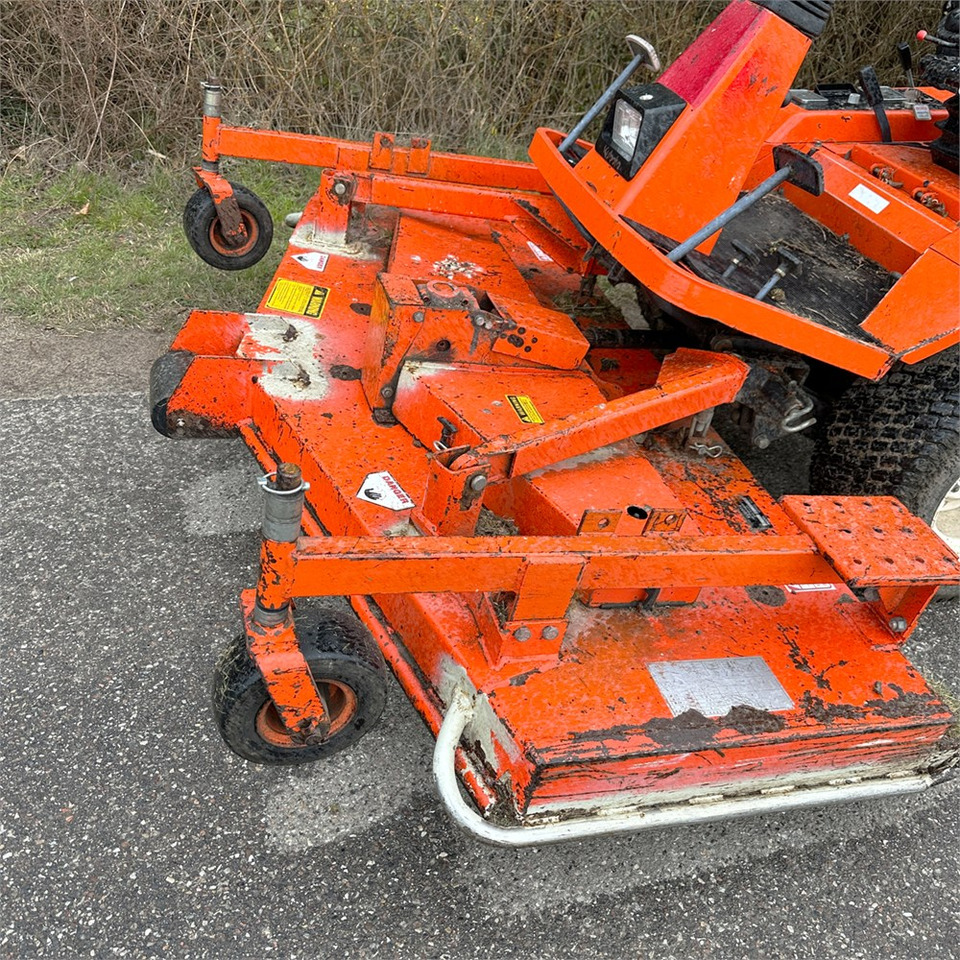 Cortacésped Kubota F2100: foto 9