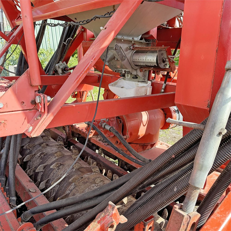 Maquinaria de siembra Kuhn Venta TI 301: foto 13