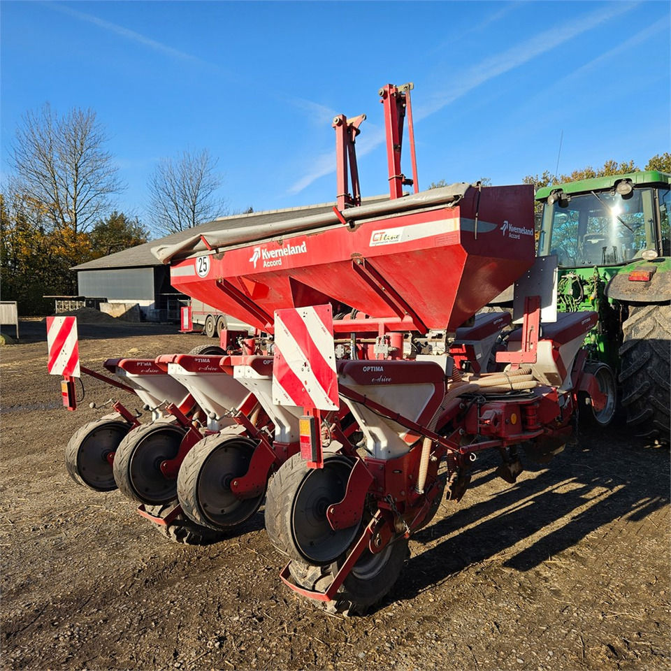 Kverneland Optima E-drive 8 - Maquinaria de siembra: foto 3 Kverneland Optima E-drive 8 - Maquinaria de siembra: foto 3