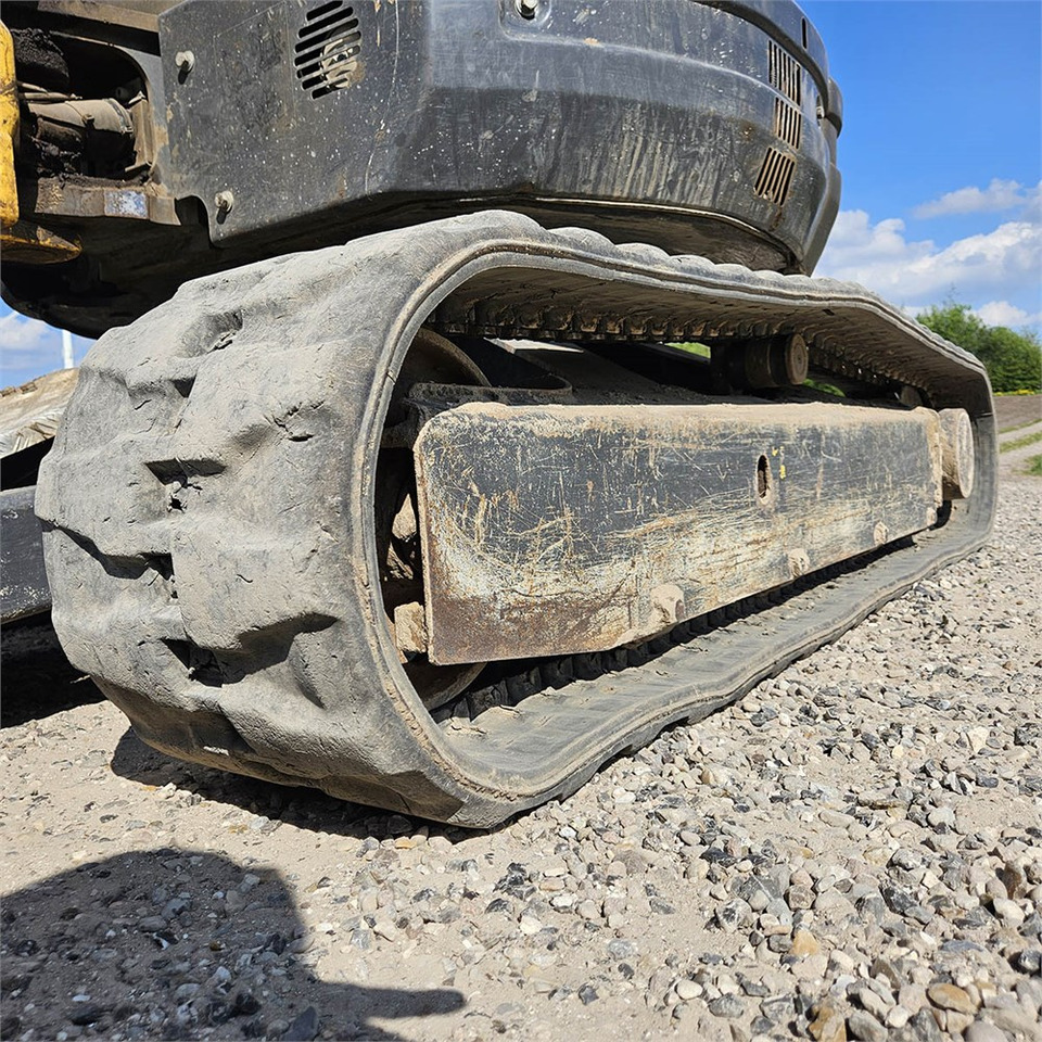 Miniexcavadora New Holland E39 B: foto 44 Miniexcavadora New Holland E39 B: foto 44