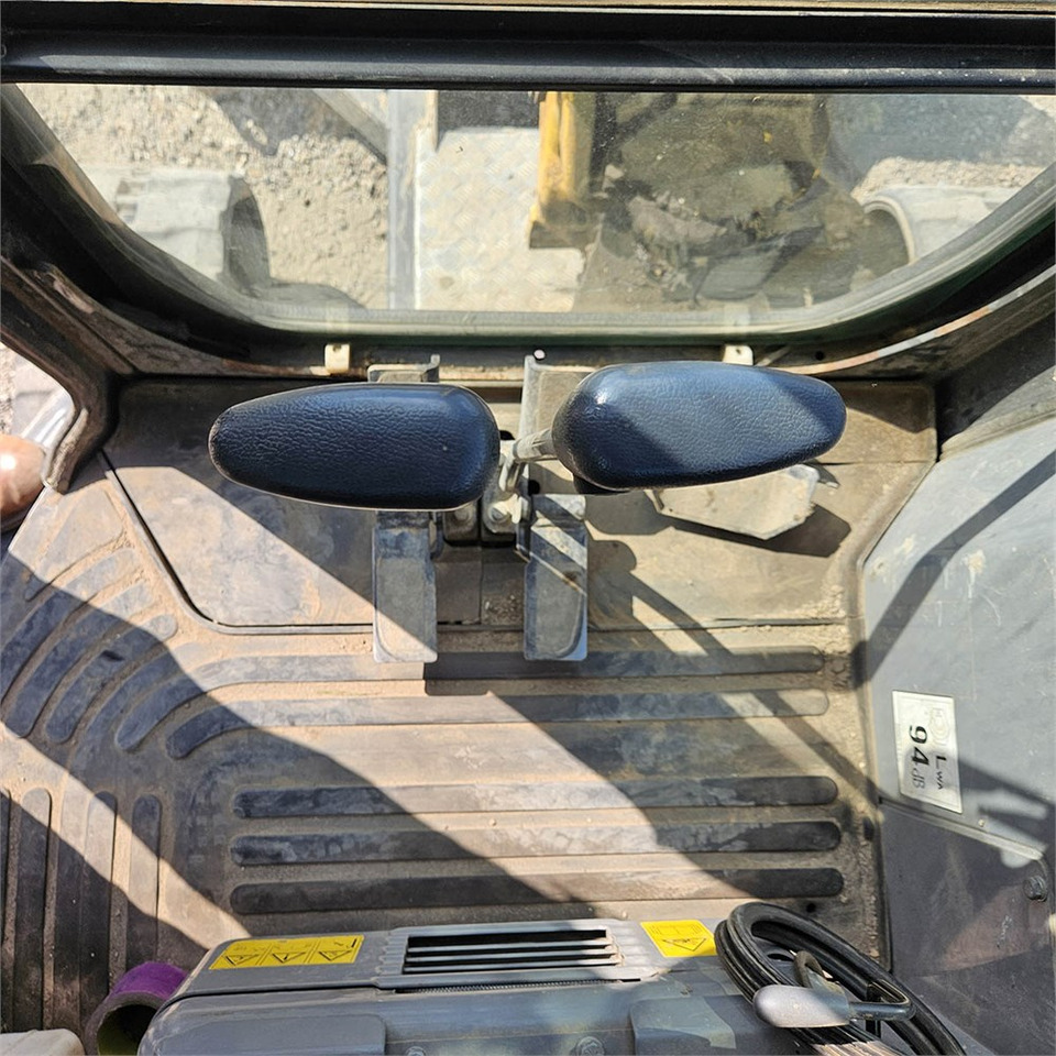 Miniexcavadora New Holland E39 B: foto 18 Miniexcavadora New Holland E39 B: foto 18