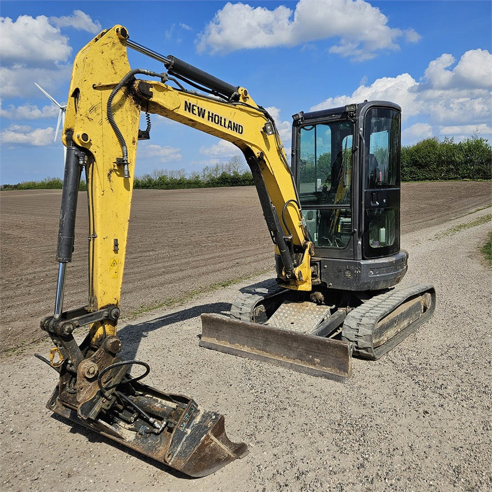 New Holland E39 B - Miniexcavadora: foto 3 New Holland E39 B - Miniexcavadora: foto 3