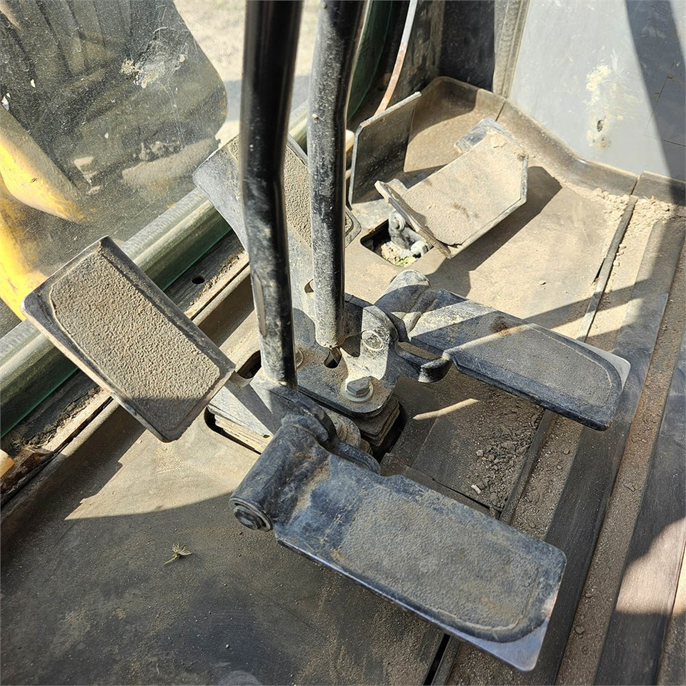 Miniexcavadora New Holland E39 B: foto 19 Miniexcavadora New Holland E39 B: foto 19