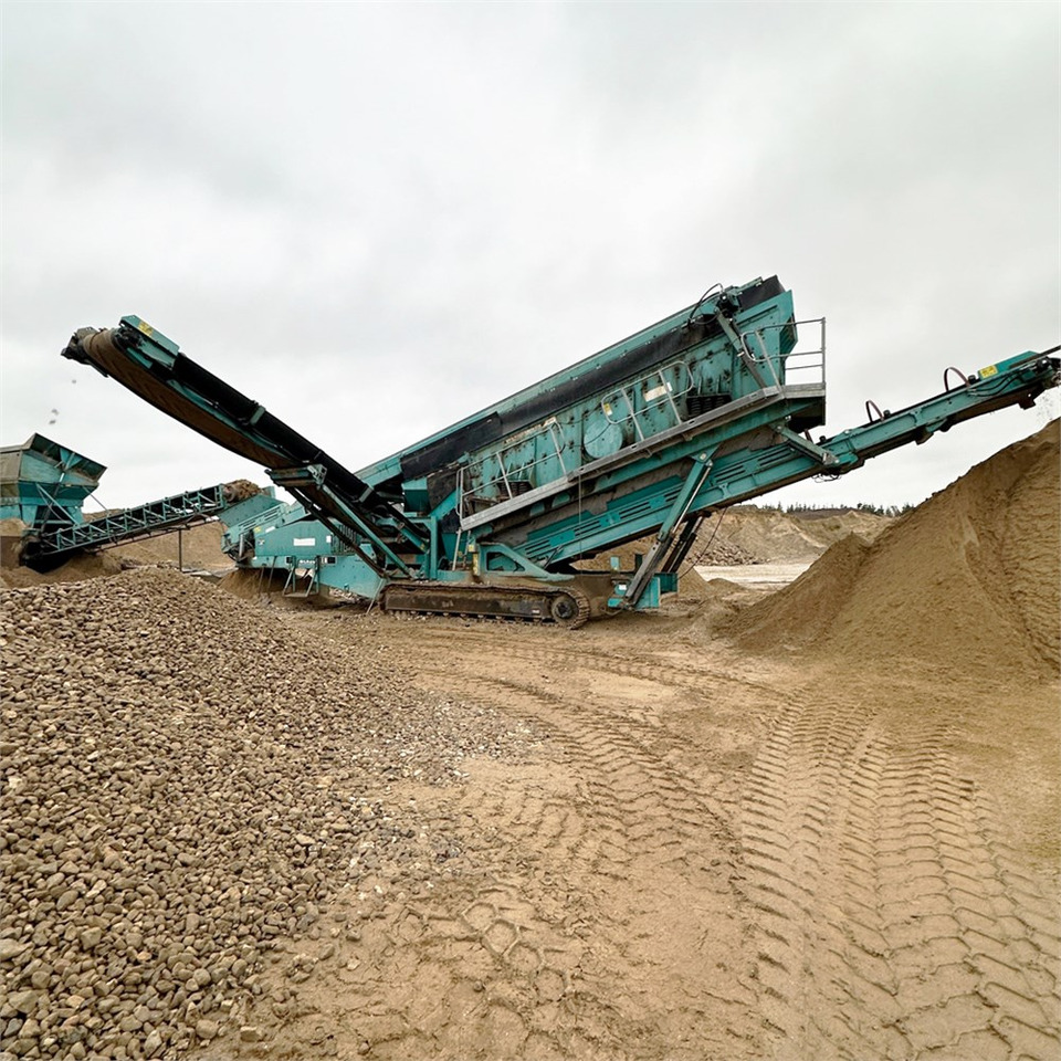 Powerscreen Chieftain 2400 - Cribadora: foto 1 Powerscreen Chieftain 2400 - Cribadora: foto 1