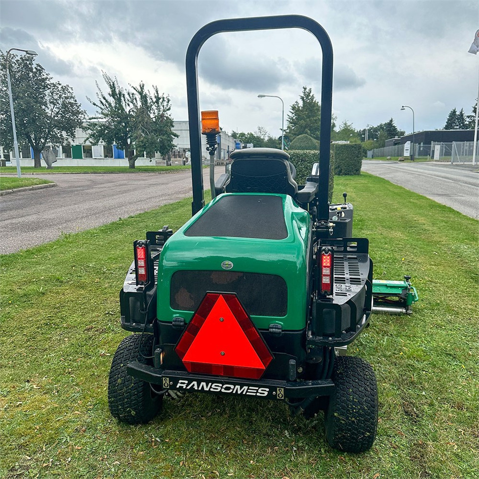 Ransomes Highway 3 4WD - Cortacésped: foto 5 Ransomes Highway 3 4WD - Cortacésped: foto 5