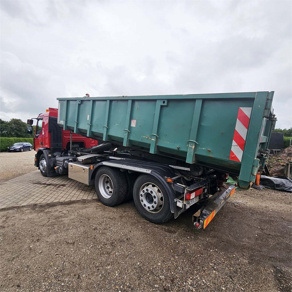 Renault D 26 Wide - Multibasculante camión: foto 4 Renault D 26 Wide - Multibasculante camión: foto 4