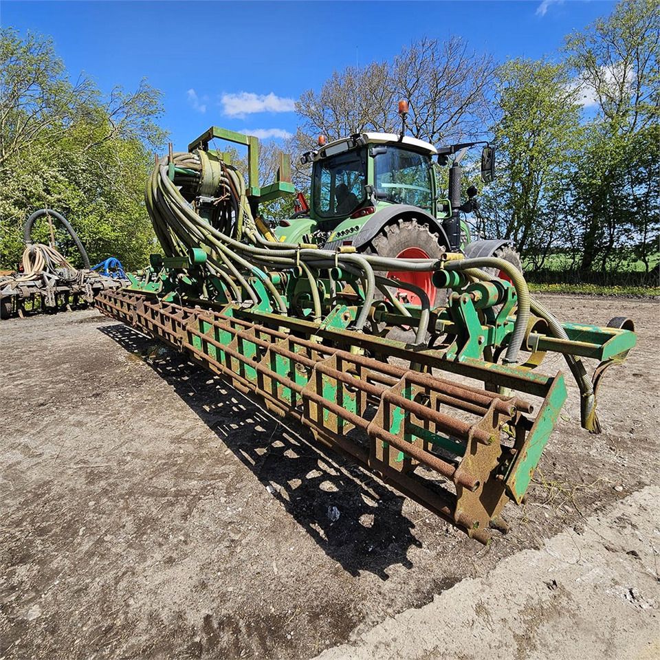 Samson 8 meter - Maquinaria para fertilización: foto 1 Samson 8 meter - Maquinaria para fertilización: foto 1