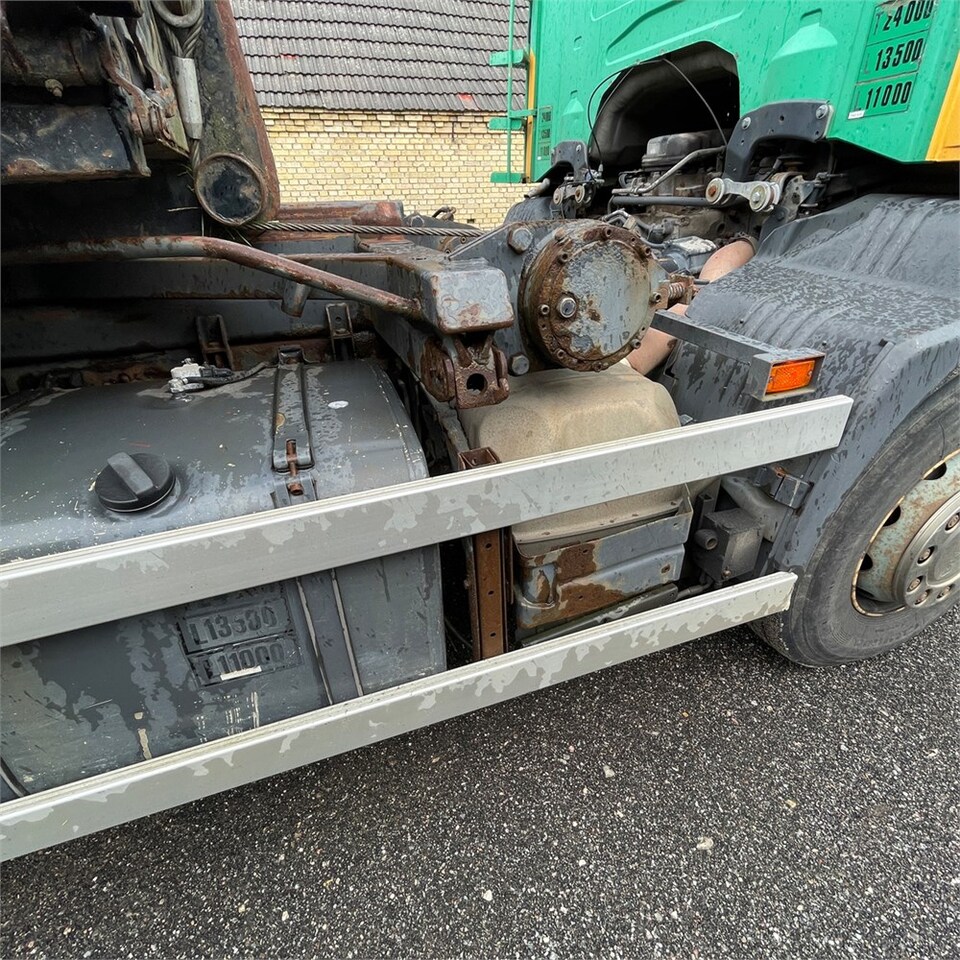 Leasing financiero de Scania 124G leasing Scania 124G: foto 13