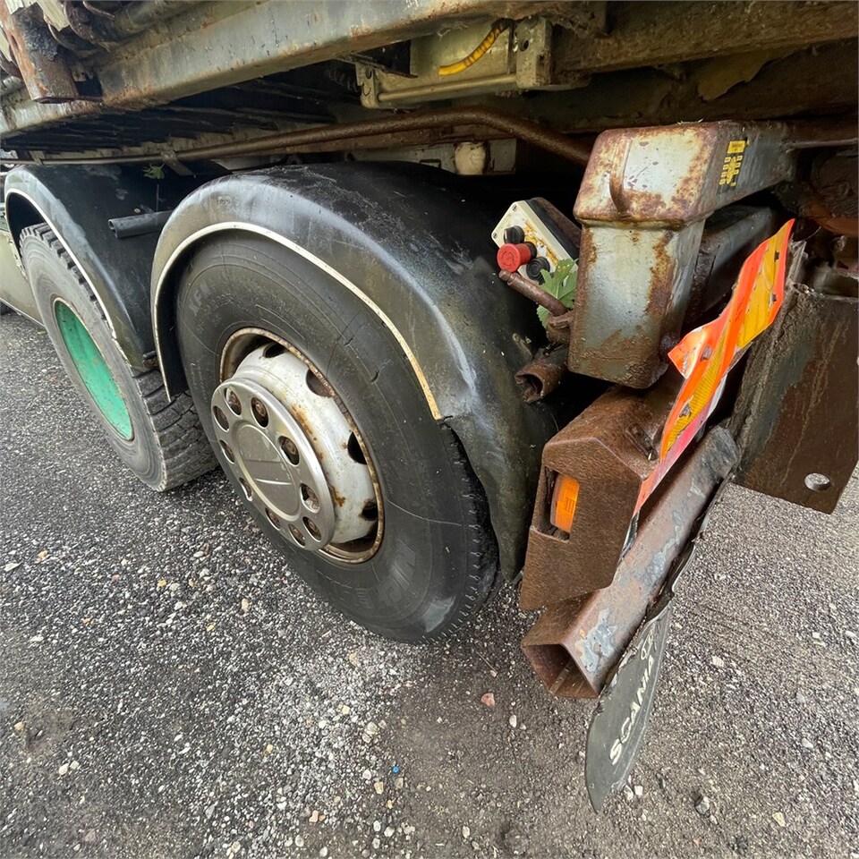 Leasing financiero de Scania 124G leasing Scania 124G: foto 33