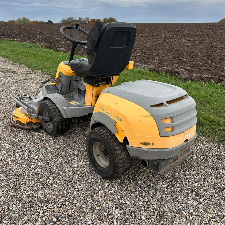 Cortacésped Stiga P901 Parkpro 25 4WD: foto 6