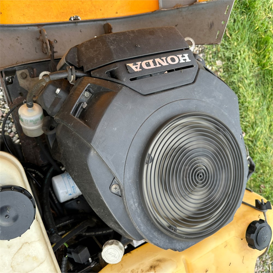 Cortacésped Stiga P901 Parkpro 25 4WD: foto 15