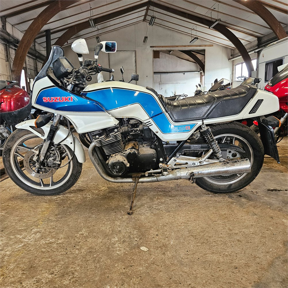 Suzuki GSX 1100 ES - Motocicleta: foto 2 Suzuki GSX 1100 ES - Motocicleta: foto 2