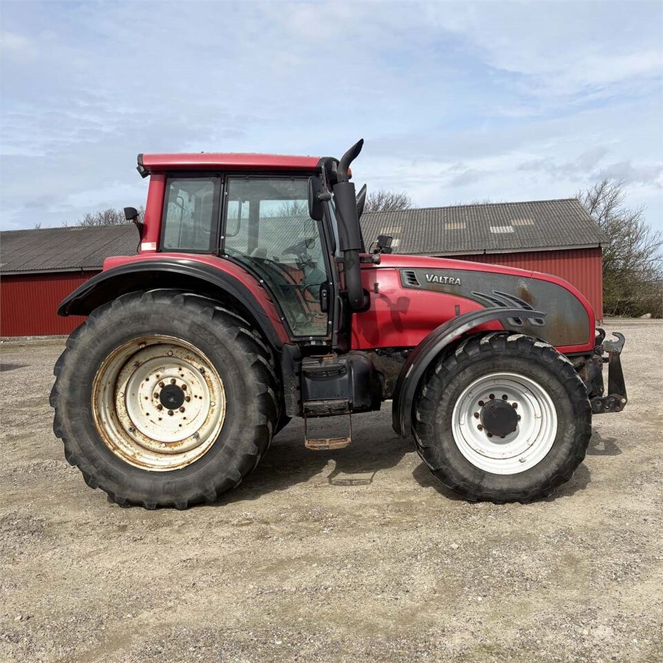 Valtra T202 D AC14.2 - Tractor: foto 3 Valtra T202 D AC14.2 - Tractor: foto 3