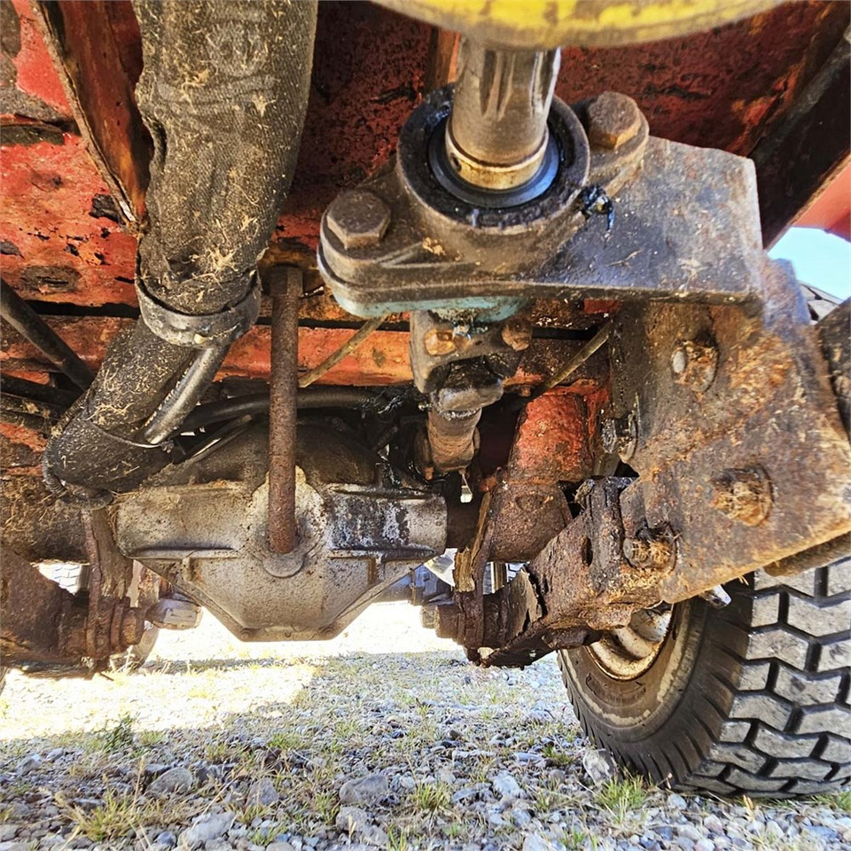 Vehículo municipal Toro Groundsmaster 228 D: foto 25
