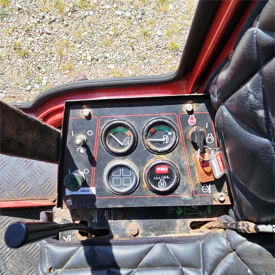 Vehículo municipal Toro Groundsmaster 228 D: foto 10