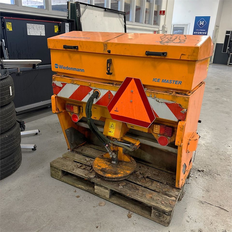 Weidemann Ice master - Vehículo municipal: foto 1 Weidemann Ice master - Vehículo municipal: foto 1